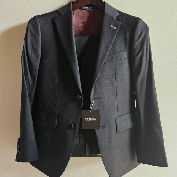 Indochino Women's Charcoal Hemsworth Suit Jacket - Picture 13 of 13